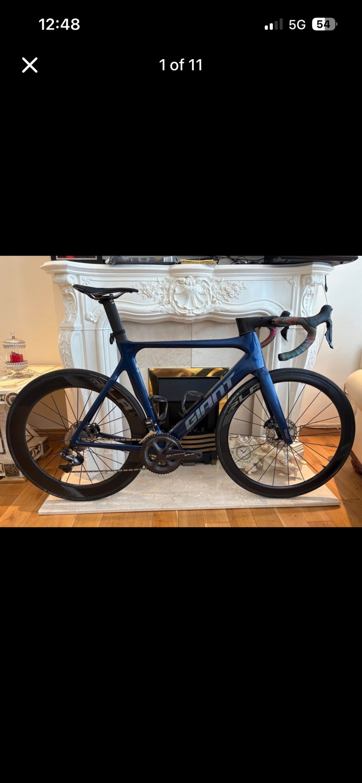 Blue Giant Propel Advanced Pro 1 aero road bike with SLR carbon wheels, drive-side view