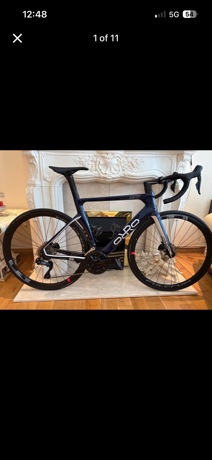 Blue Orro Venturi STC road bike with Fulcrum wheels, drive-side view